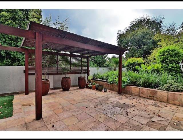 3 BEDROOM TOWNHOUSE FOR SALE IN RIVONIA